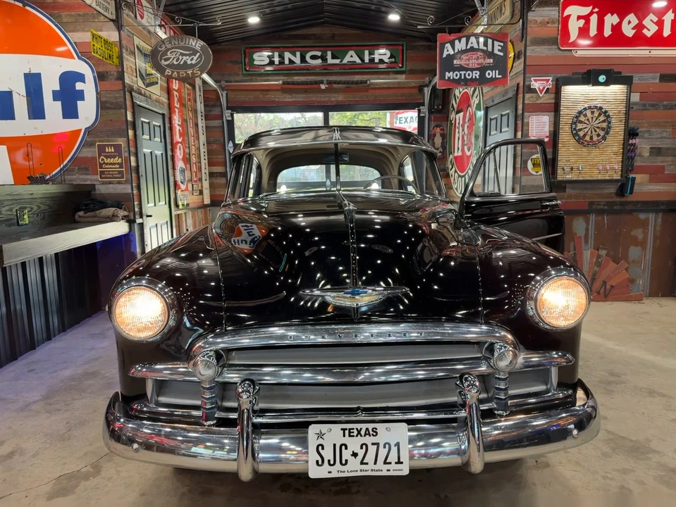 1950 Chevrolet Special & Deluxe & Fleetline - Image 15 of 31