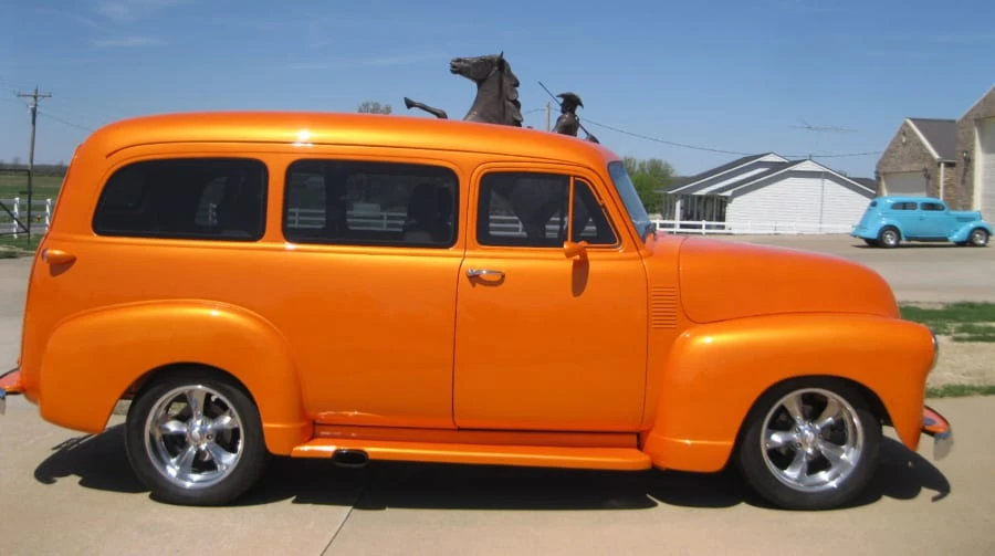 1950 Chevrolet Suburban 3rd Gen - Image 2 of 5