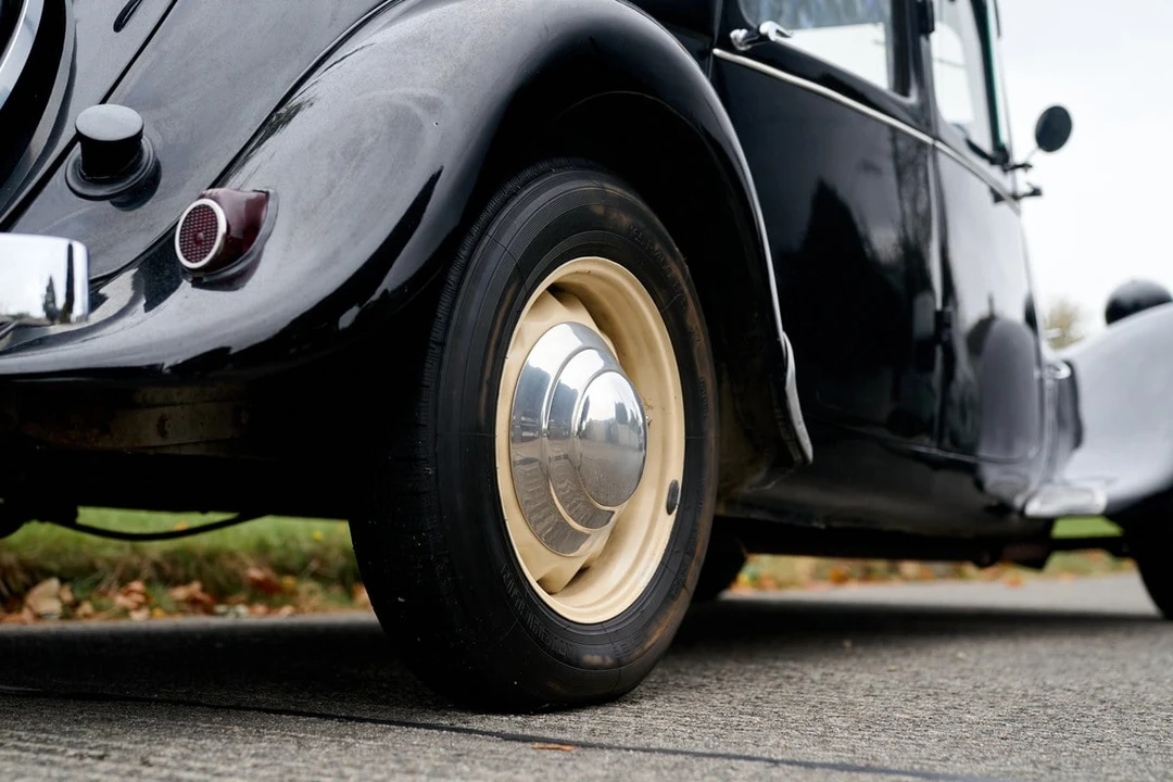 1950 Citroen Traction Avant - Image 29 of 30
