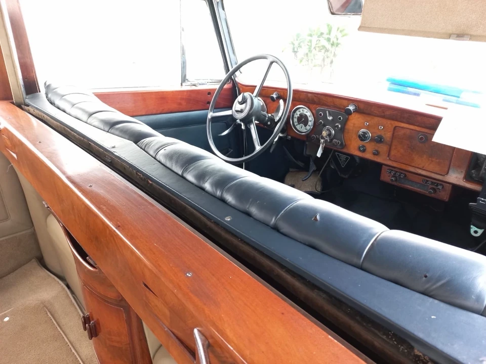 1950 Daimler - Image 2 of 6