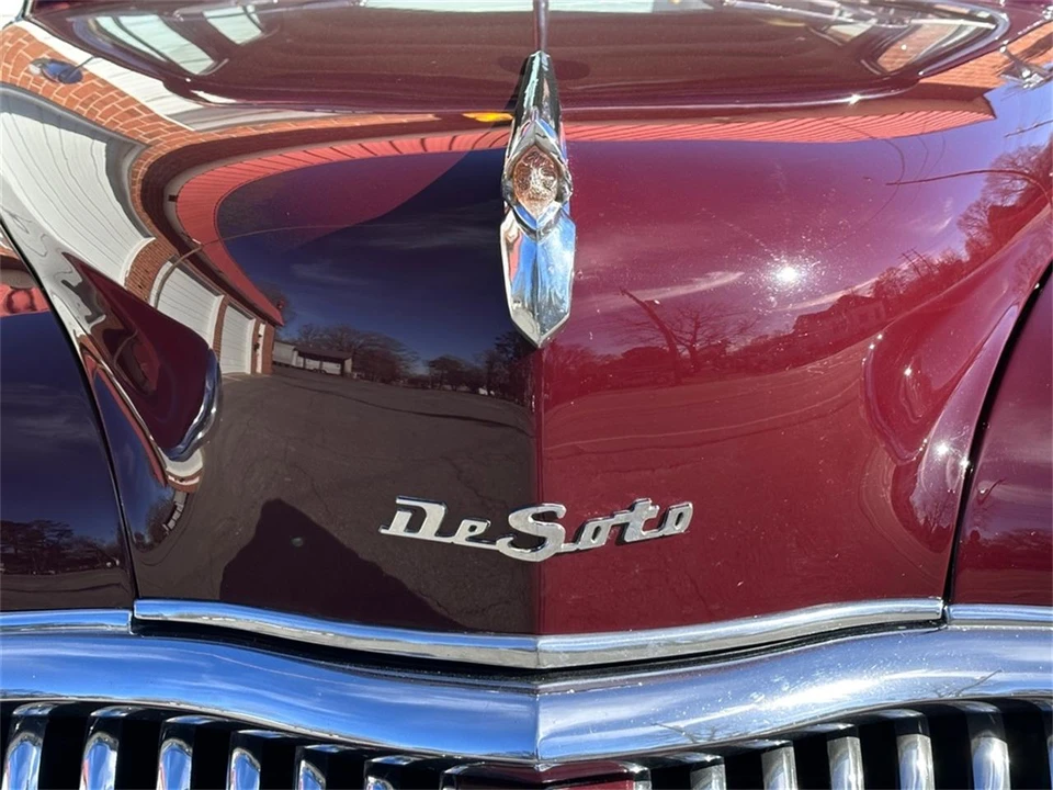 1950 DeSoto Firedome - Image 2 of 31