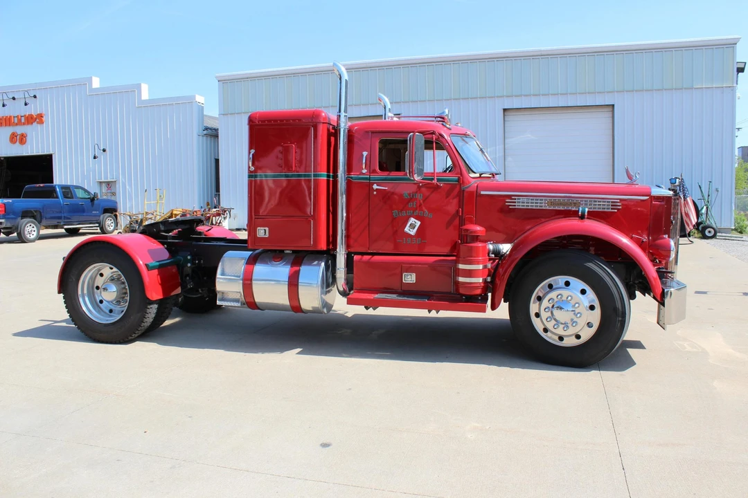 1950 Diamond T - Image 11 of 31