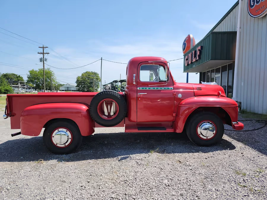 1950 Diamond T - Image 2 of 12
