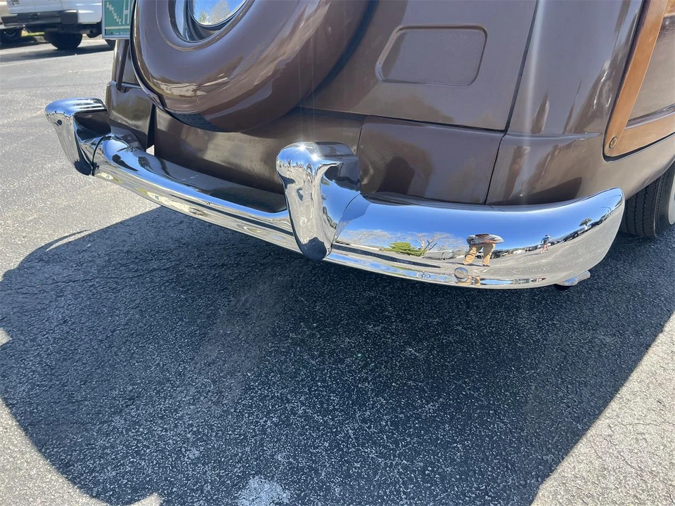 1950 Ford Country Squire - Image 11 of 31