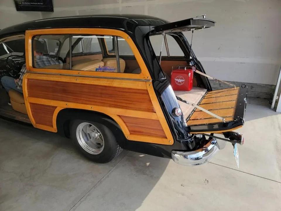 1950 Ford Country Squire - Image 11 of 31