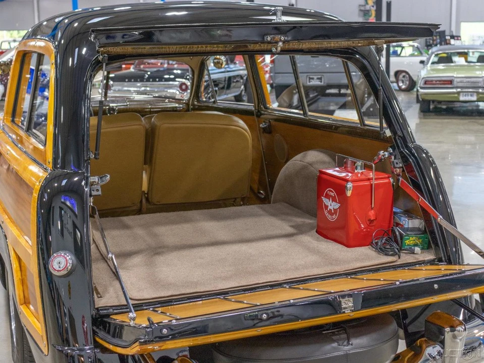 1950 Ford Country Squire - Image 18 of 24