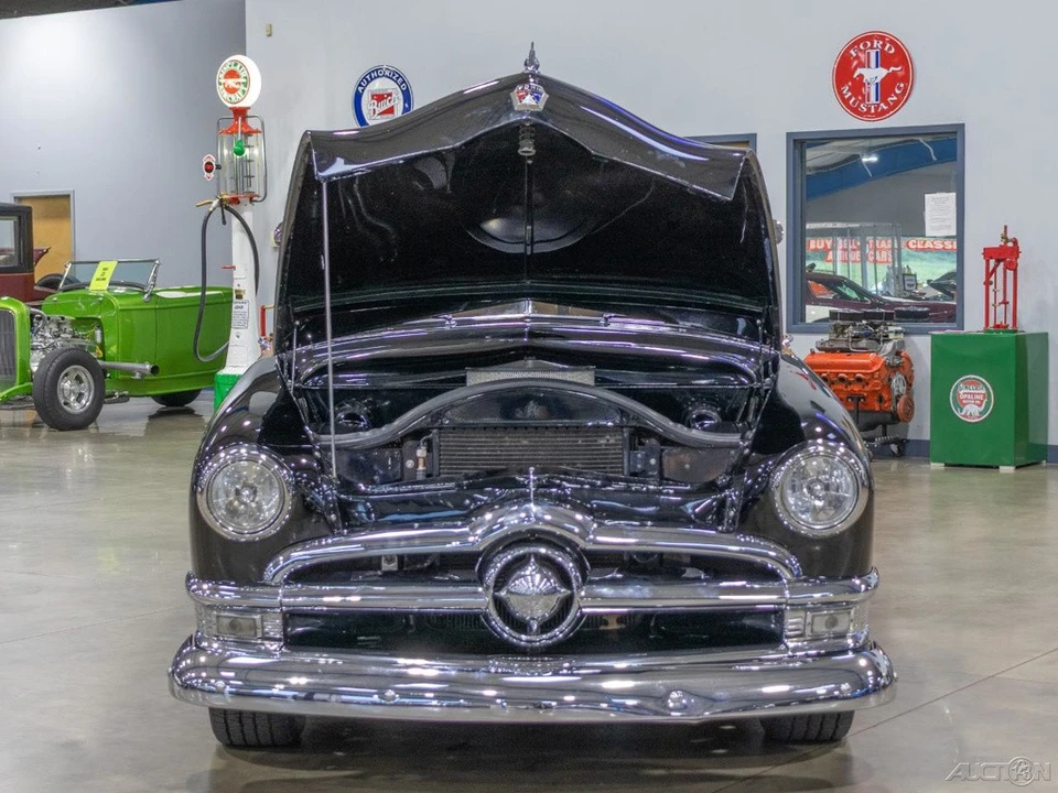 1950 Ford Country Squire - Image 10 of 24
