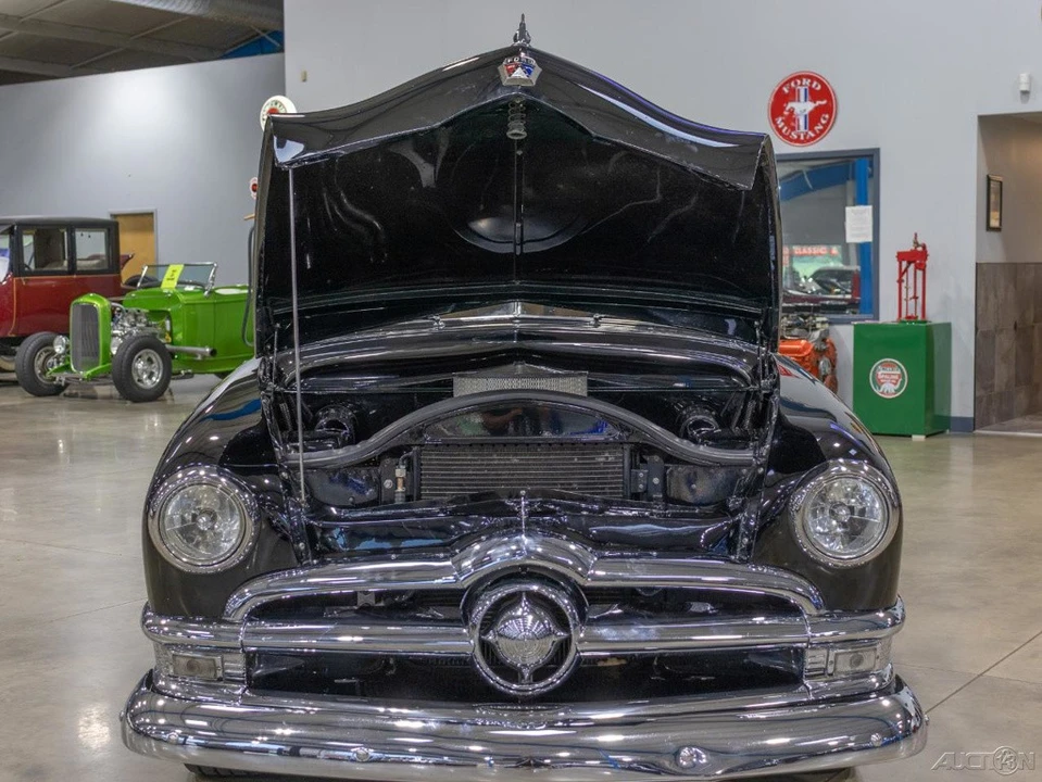 1950 Ford Country Squire - Image 11 of 24