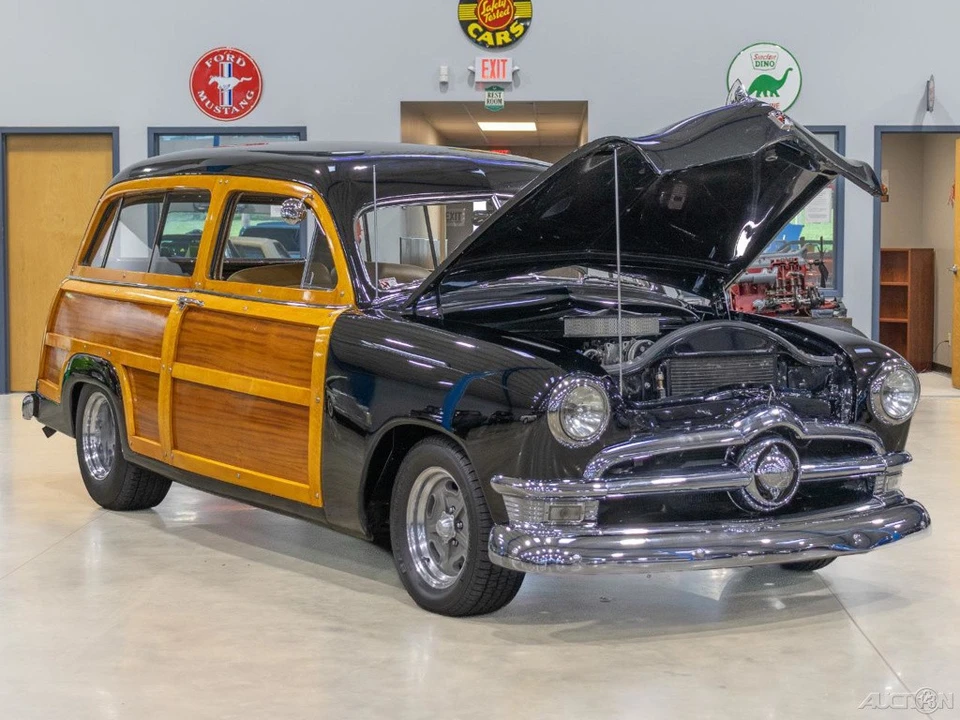 1950 Ford Country Squire - Image 9 of 24
