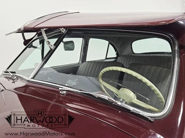 1950 Ford Customline - Image 25 of 31