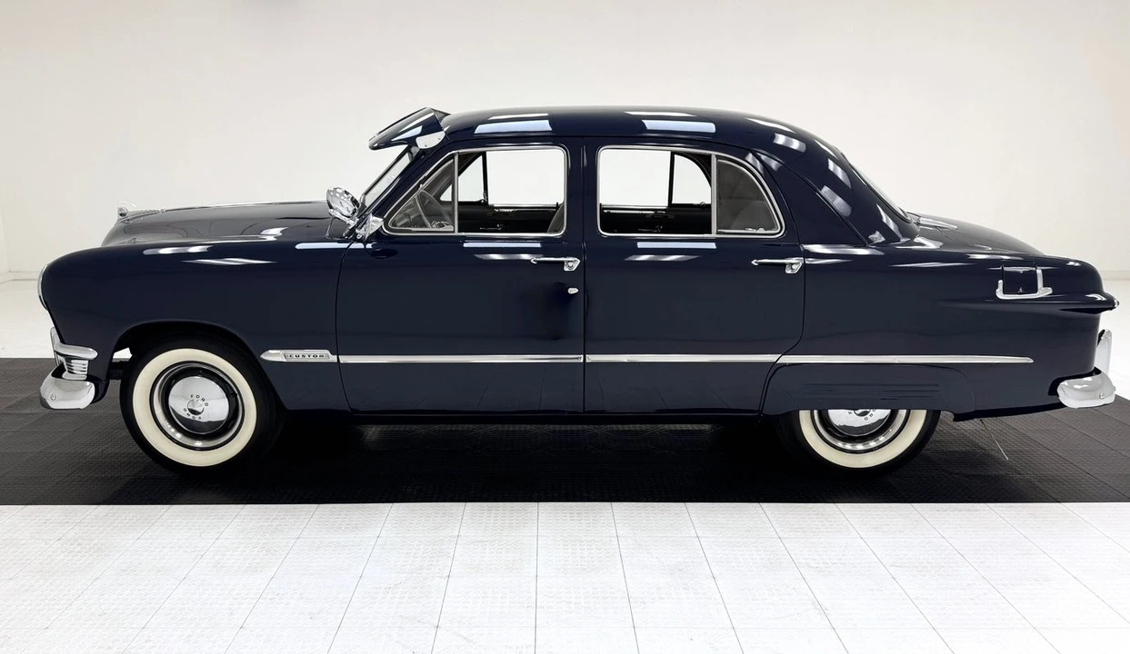 1950 Ford Customline - Image 2 of 31