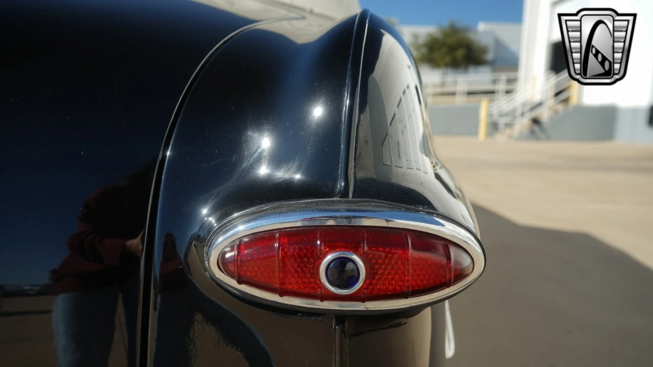 1950 Ford Standard & Deluxe & Super Deluxe - Image 15 of 21
