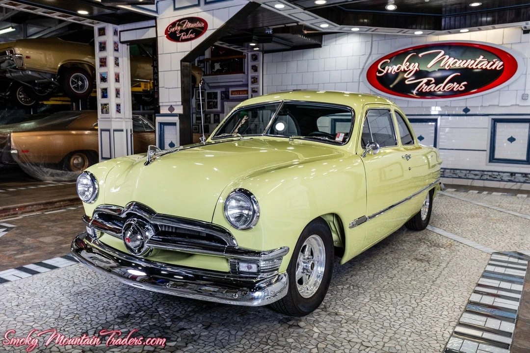 1950 Ford Standard & Deluxe & Super Deluxe - Image 2 of 21