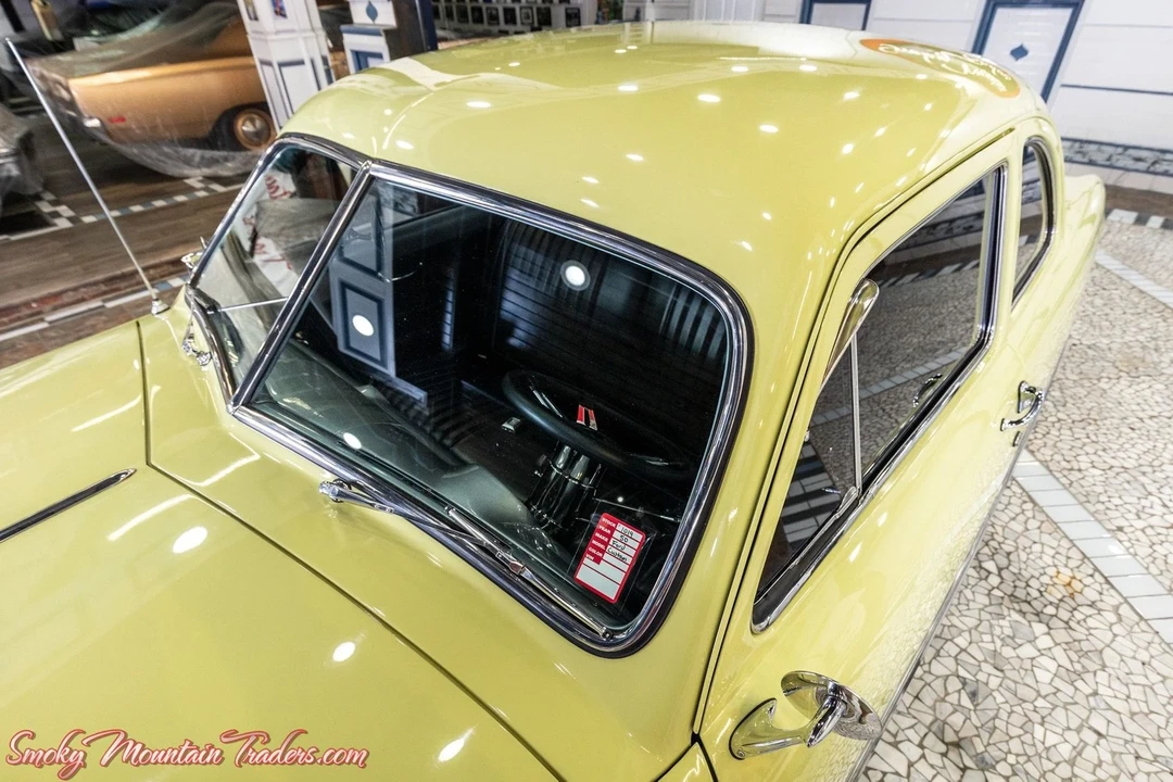 1950 Ford Standard & Deluxe & Super Deluxe - Image 3 of 21