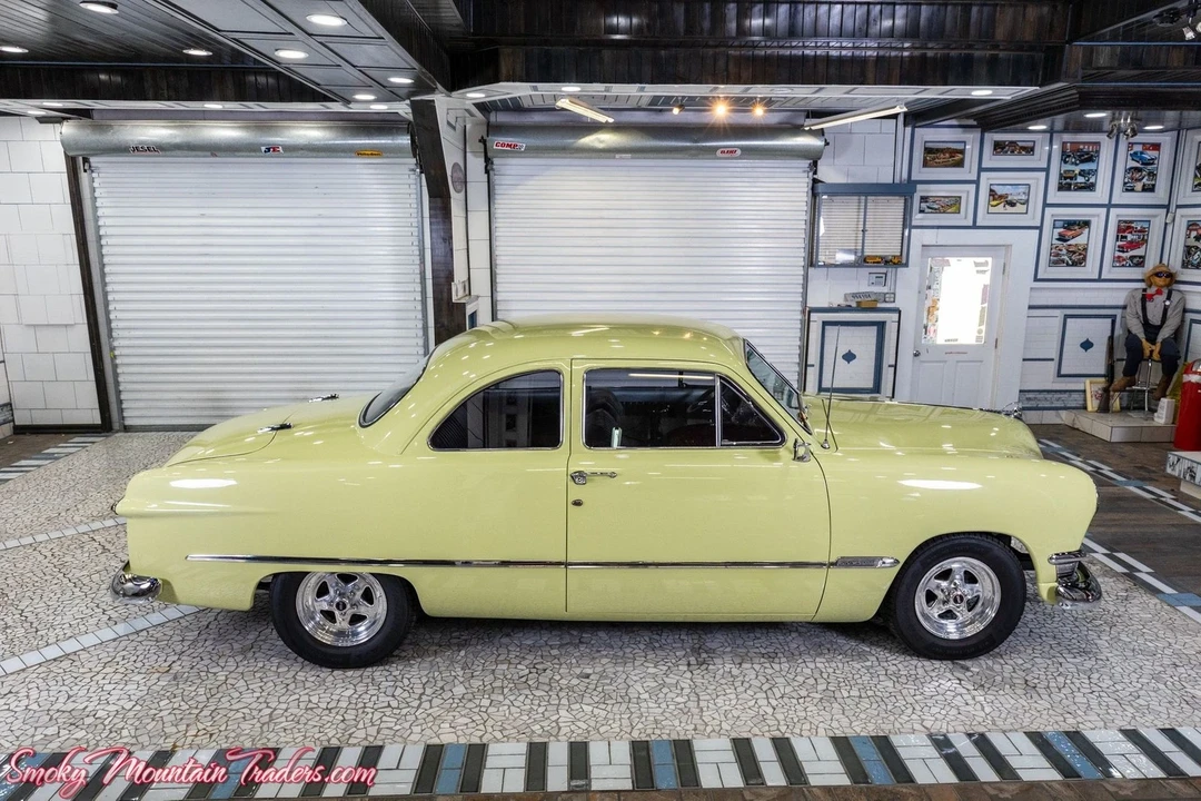 1950 Ford Standard & Deluxe & Super Deluxe - Image 19 of 21