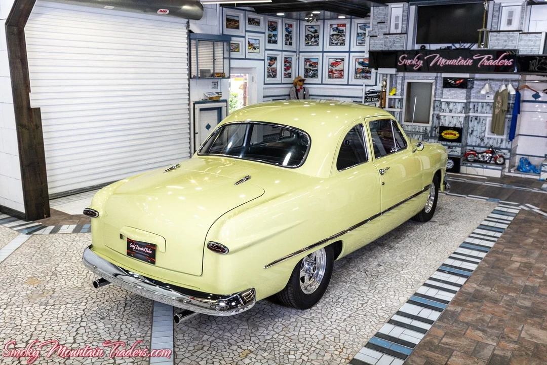 1950 Ford Standard & Deluxe & Super Deluxe - Image 20 of 21