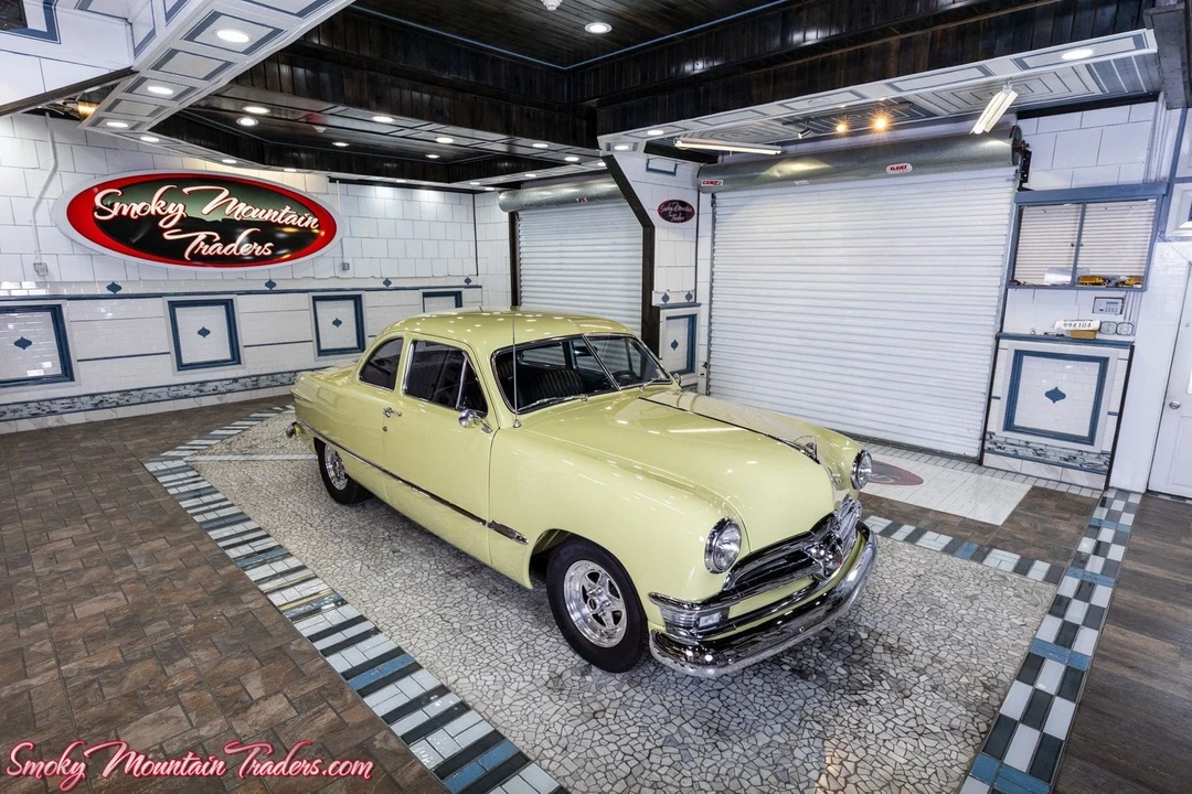 1950 Ford Standard & Deluxe & Super Deluxe - Image 13 of 21