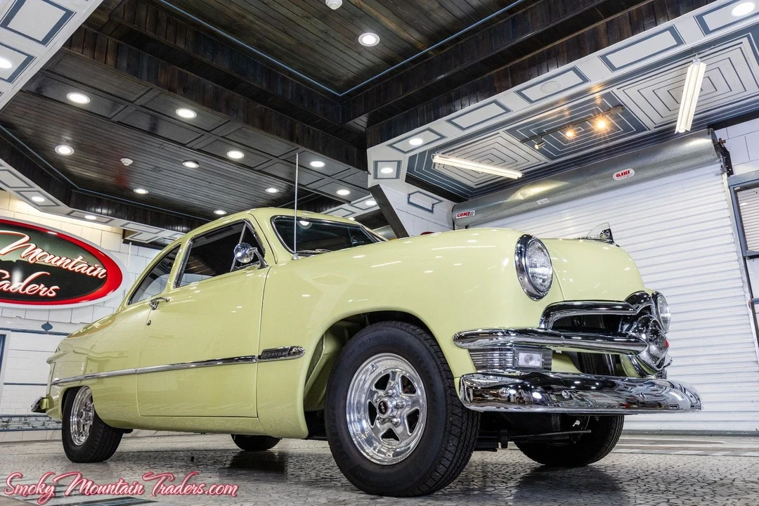 1950 Ford Standard & Deluxe & Super Deluxe - Image 18 of 21