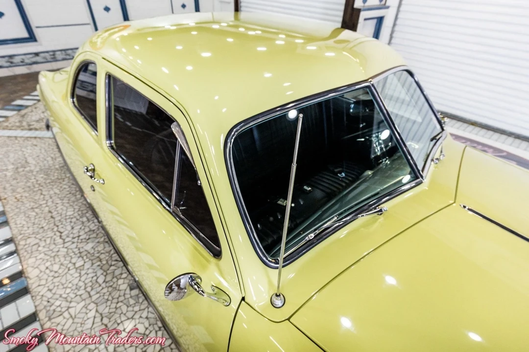 1950 Ford Standard & Deluxe & Super Deluxe - Image 15 of 21