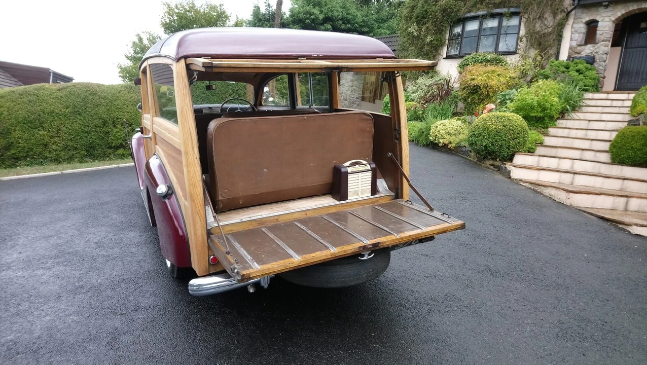 1950 Ford Country Squire - Image 2 of 11
