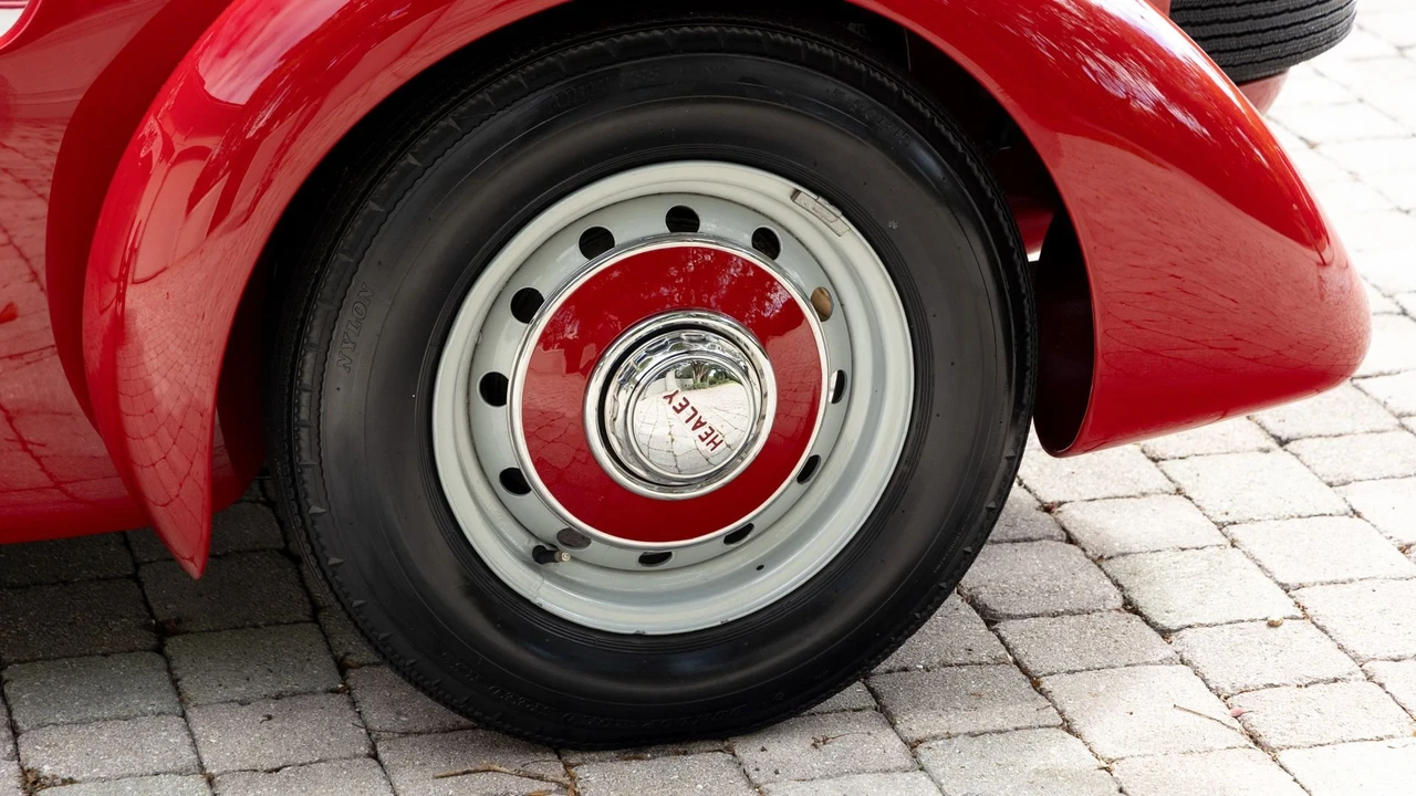 1950 Healey - Image 14 of 31
