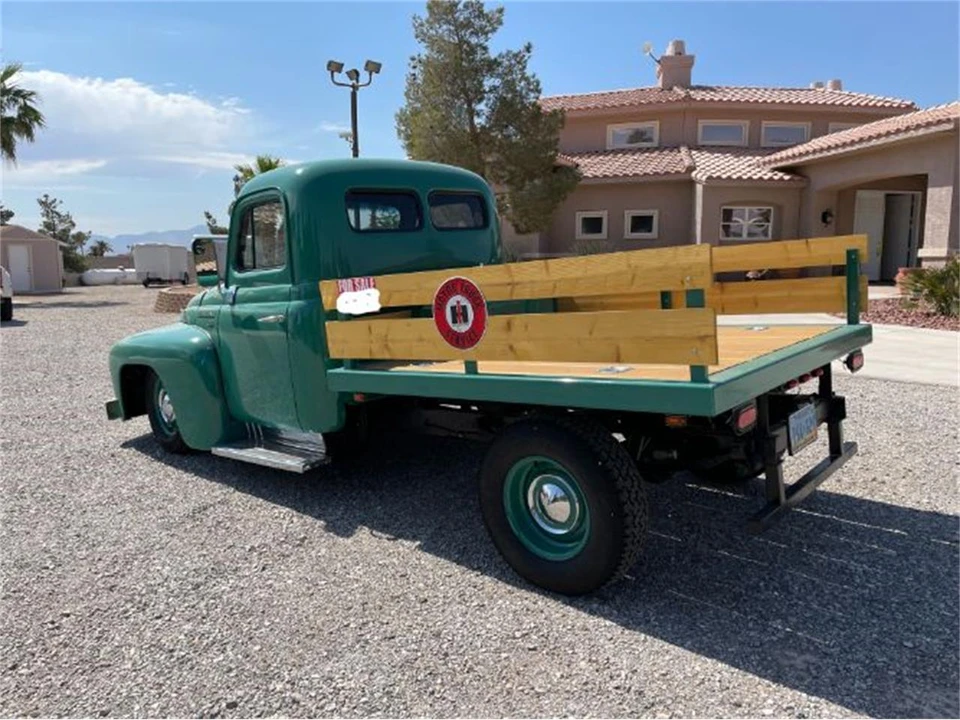 1950 International - Image 6 of 30