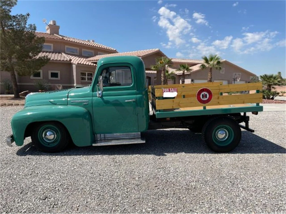 1950 International - Image 5 of 30