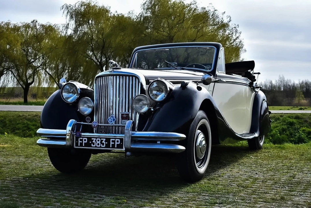 1950 Jaguar Mark V - Image 2 of 31