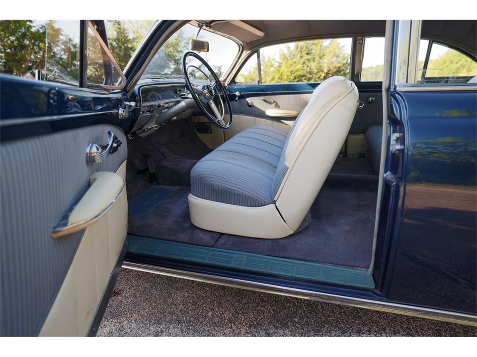1950 Lincoln Cosmopolitan - Image 3 of 31