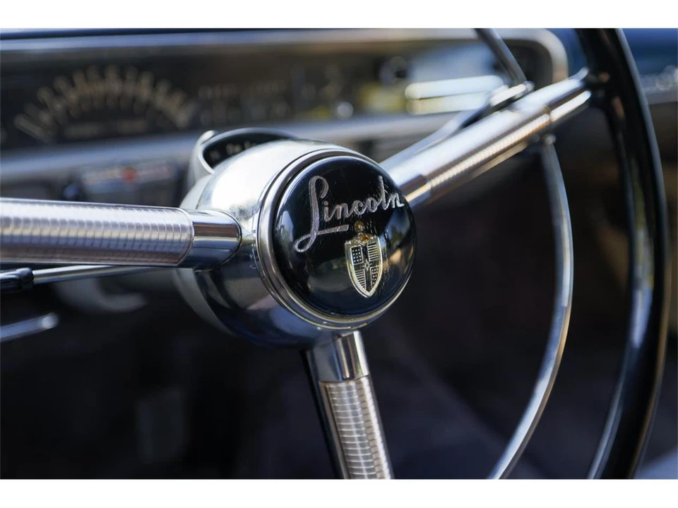 1950 Lincoln Cosmopolitan - Image 4 of 31