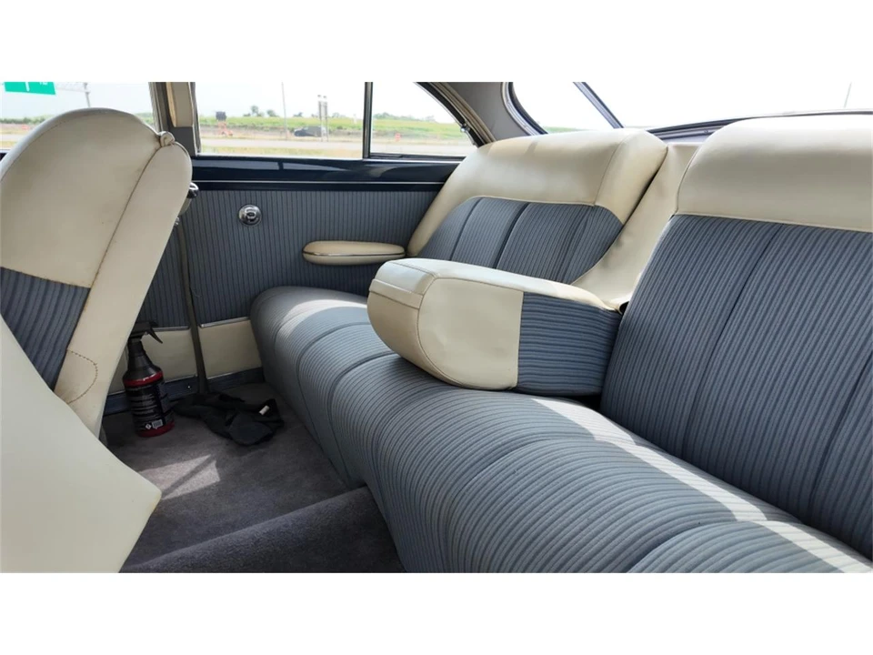 1950 Lincoln Cosmopolitan - Image 23 of 31
