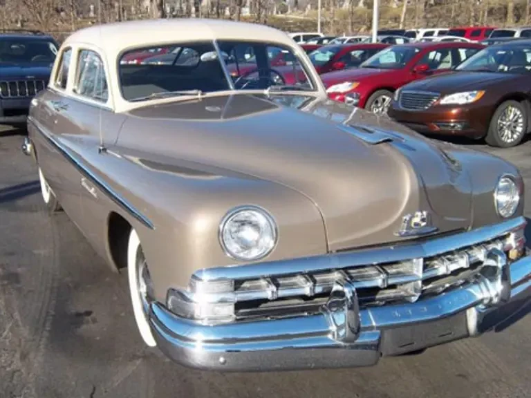 1950 Lincoln Cosmopolitan - Image 2 of 2