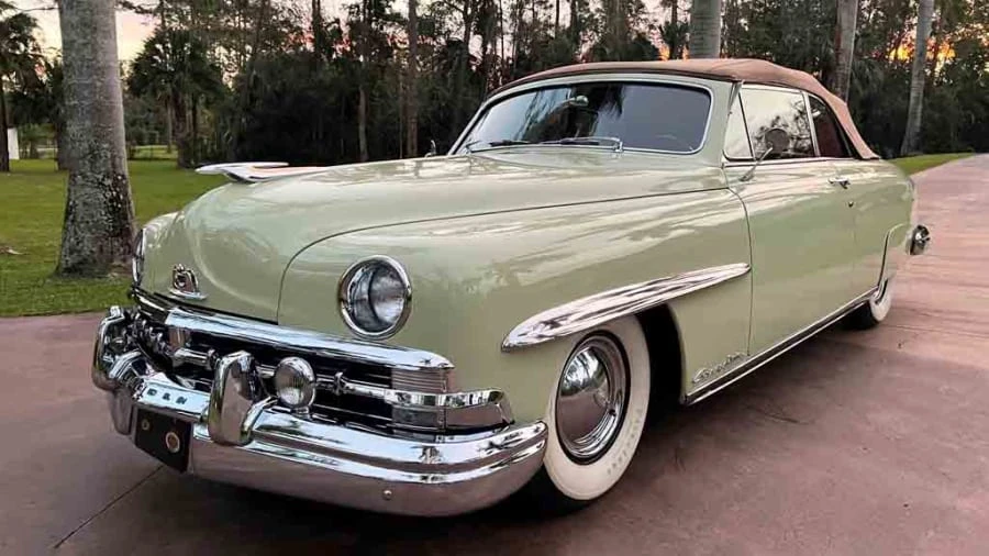 1950 Lincoln Cosmopolitan - Image 12 of 31