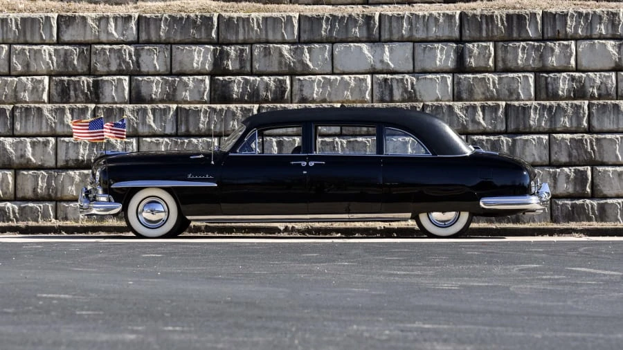 1950 Lincoln Cosmopolitan - Image 2 of 12