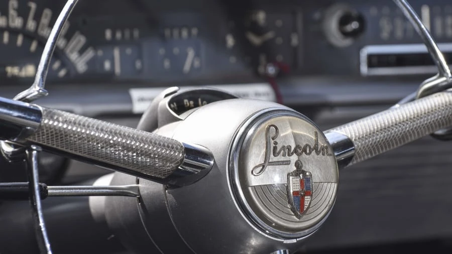 1950 Lincoln Cosmopolitan - Image 5 of 12