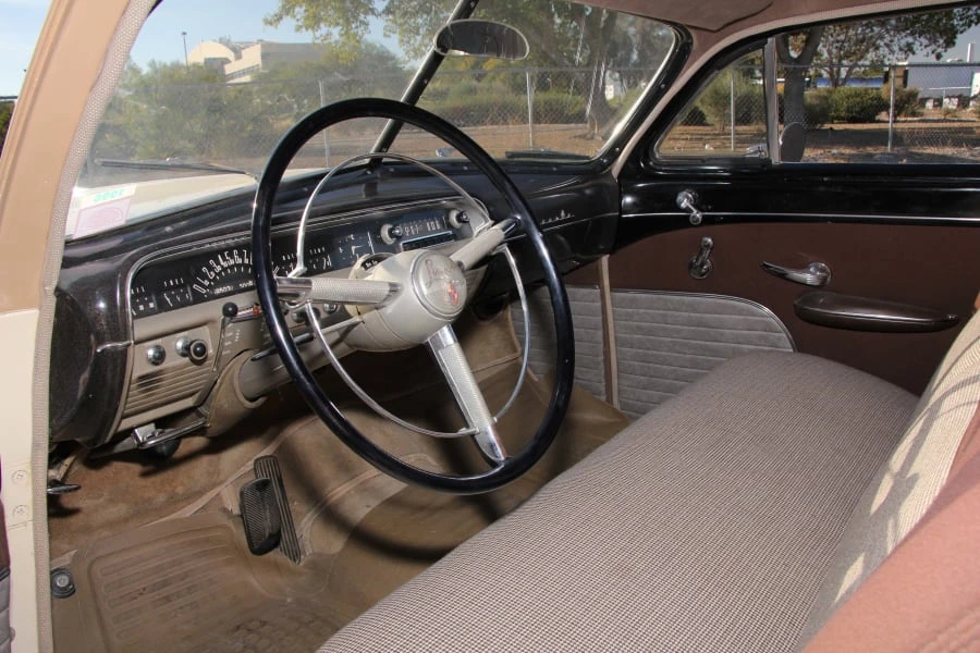 1950 Lincoln Cosmopolitan - Image 4 of 12