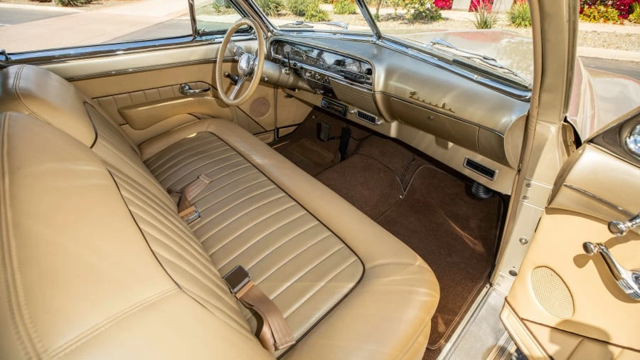 1950 Lincoln Cosmopolitan - Image 5 of 18