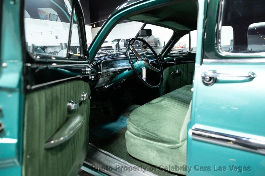 1950 Lincoln Cosmopolitan - Image 2 of 12