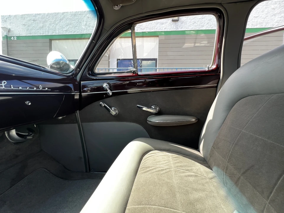 1950 Lincoln Cosmopolitan - Image 26 of 31