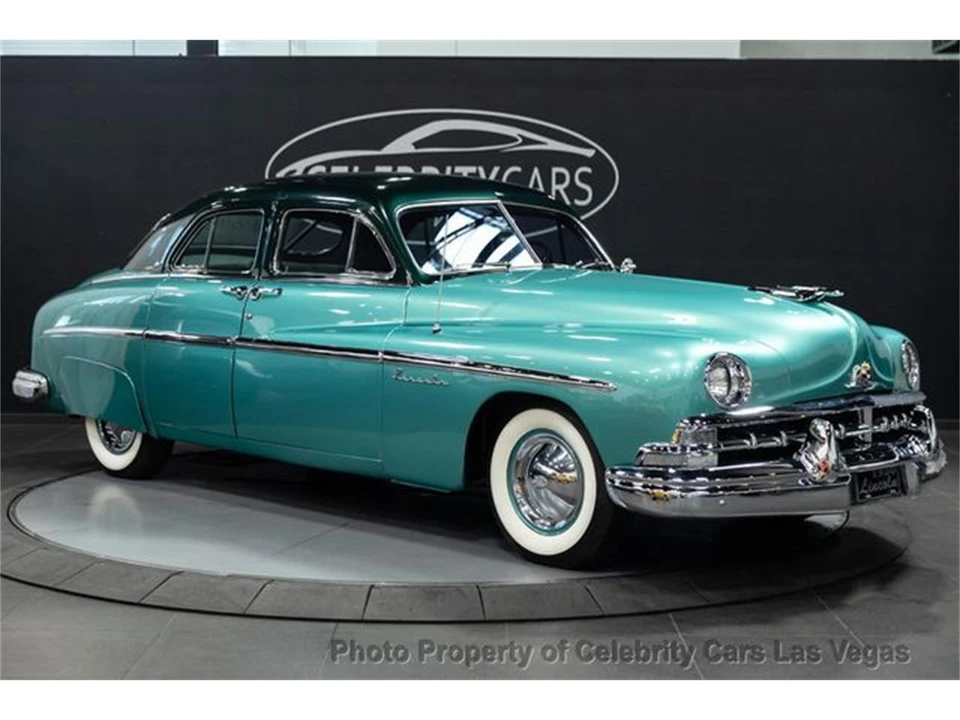 1950 Lincoln Cosmopolitan - Image 13 of 31