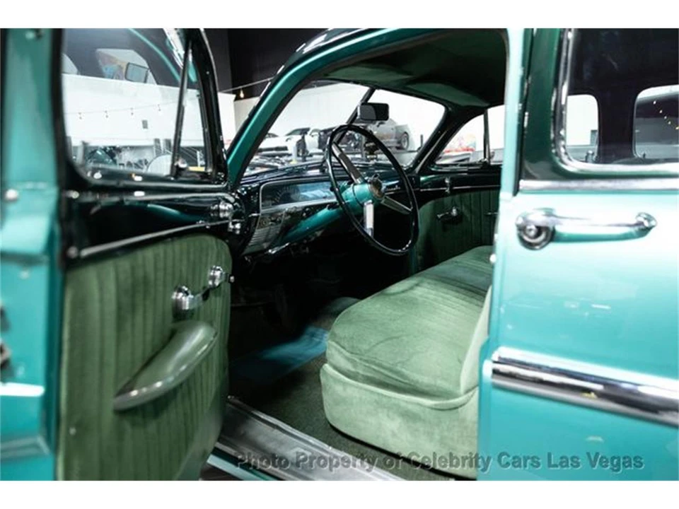 1950 Lincoln Cosmopolitan - Image 2 of 31
