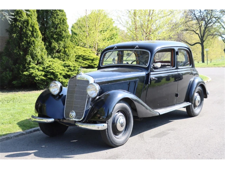 1950 Mercedes-Benz W136 & W191 - Image 2 of 8