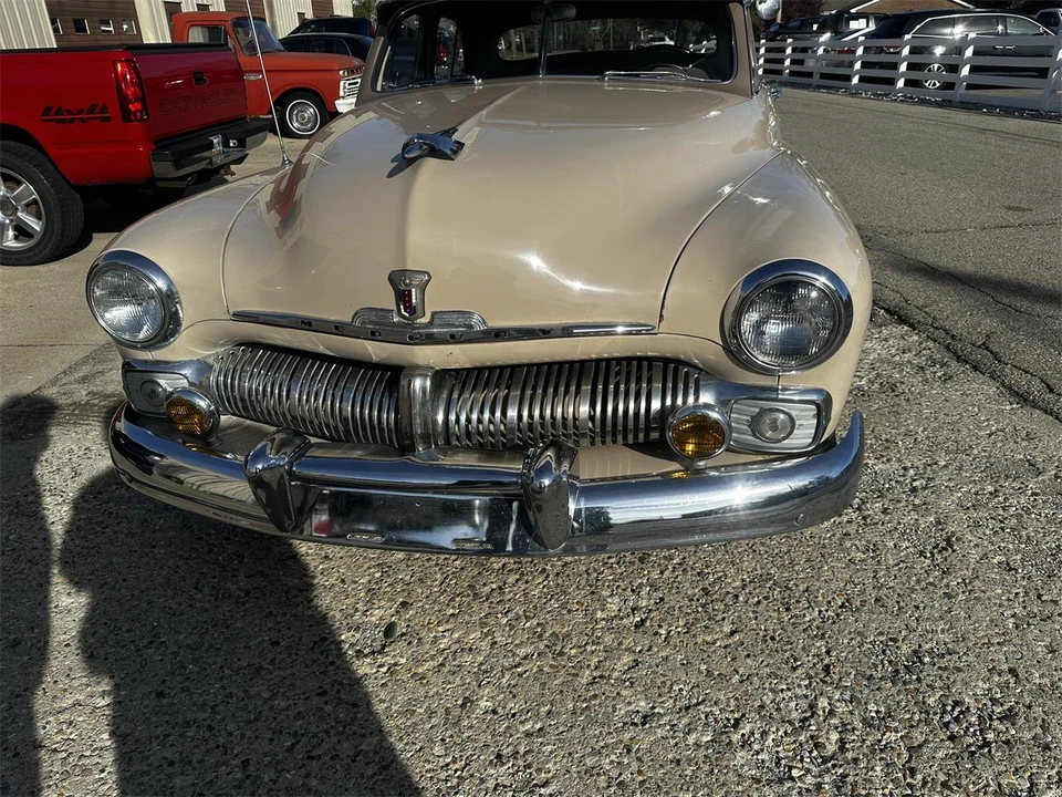 1950 Mercury Eight - Image 13 of 18