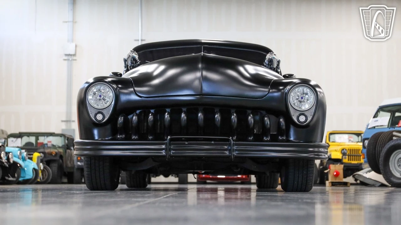 1950 Mercury Eight - Image 5 of 12