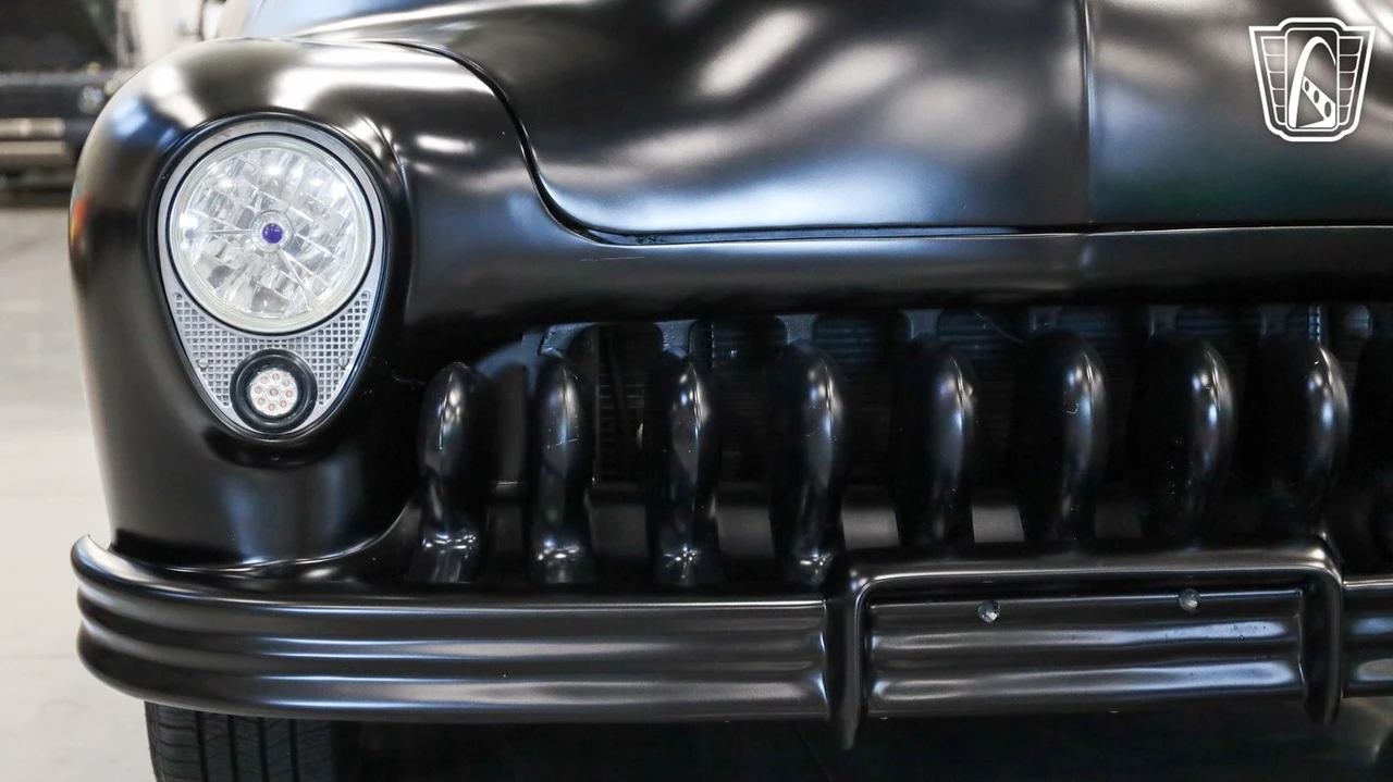 1950 Mercury Eight - Image 8 of 12