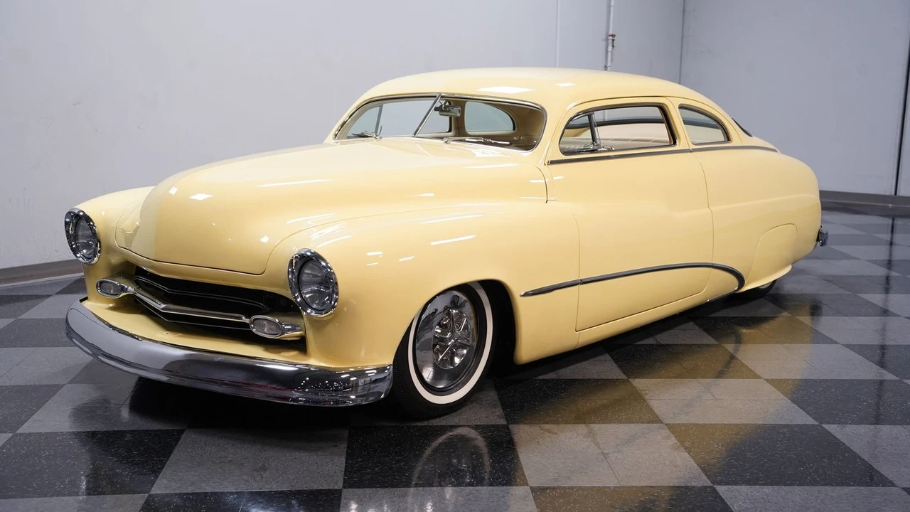 1950 Mercury Eight - Image 5 of 12