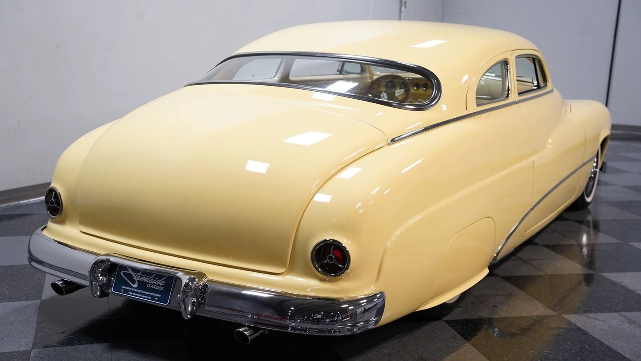 1950 Mercury Eight - Image 10 of 12