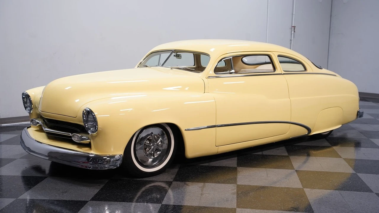 1950 Mercury Eight - Image 6 of 12