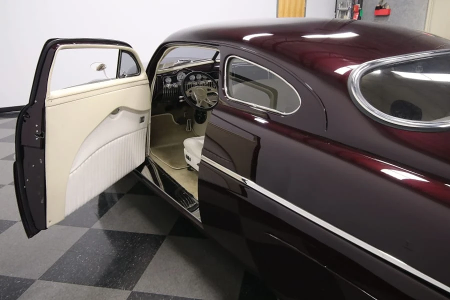 1950 Mercury Eight - Image 21 of 31