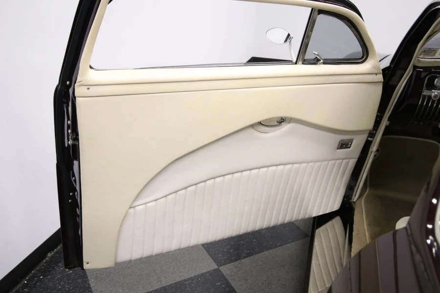 1950 Mercury Eight - Image 22 of 31